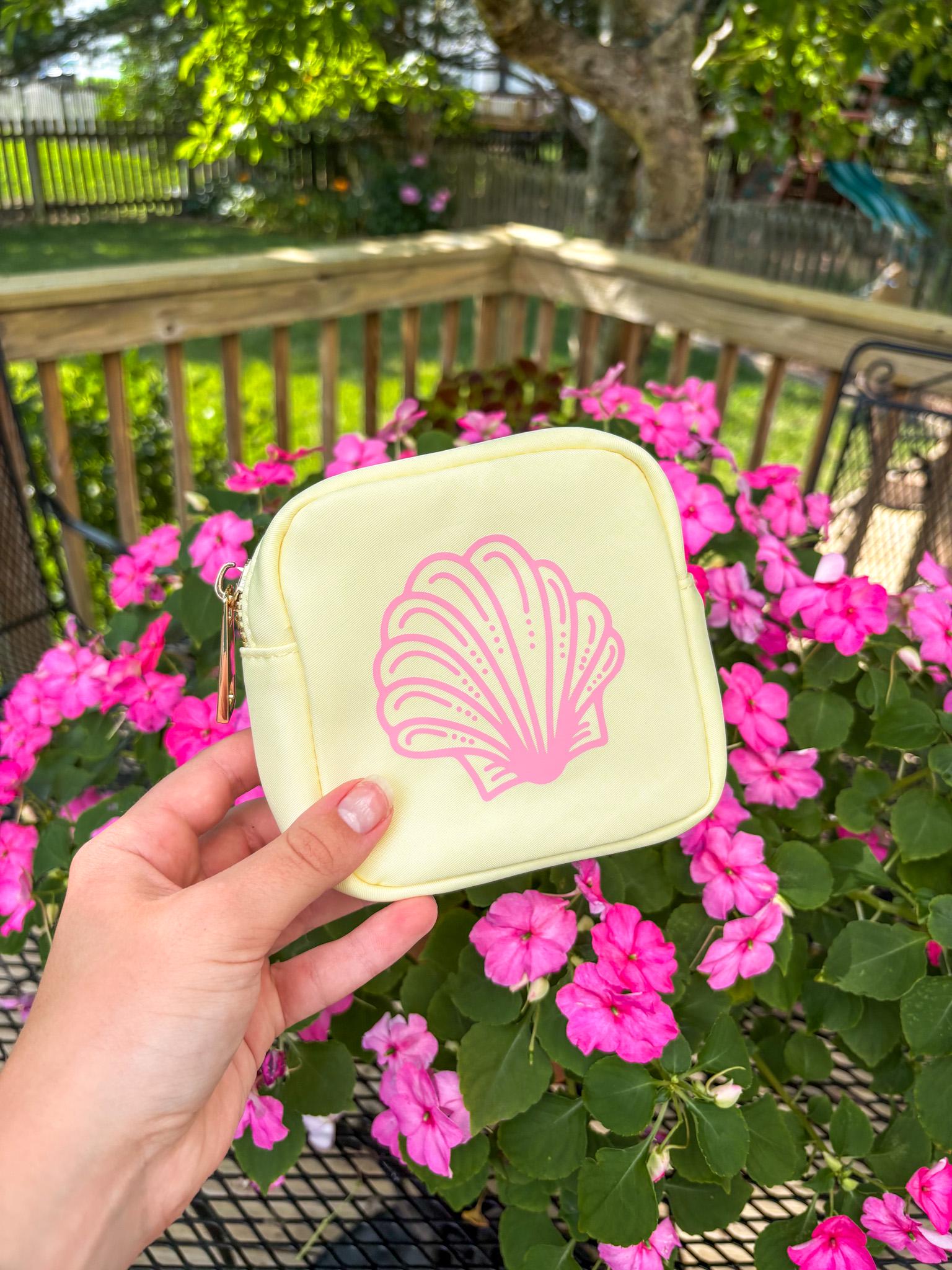 Seashell Nylon Cosmetics Bag
