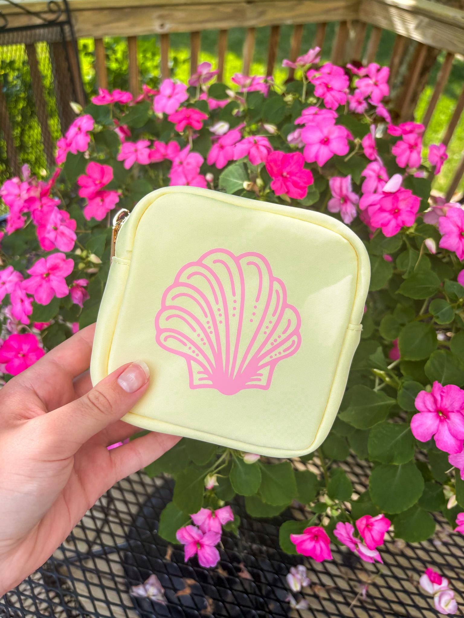 Seashell Nylon Cosmetics Bag