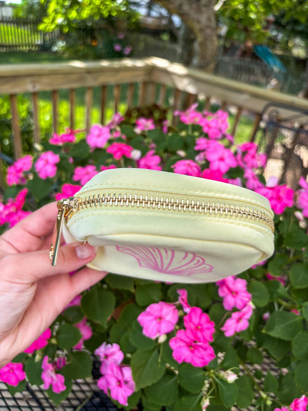 Seashell Nylon Cosmetics Bag