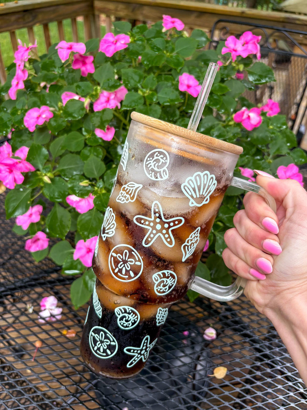 Seashell Glass 40oz Tumbler with Handle