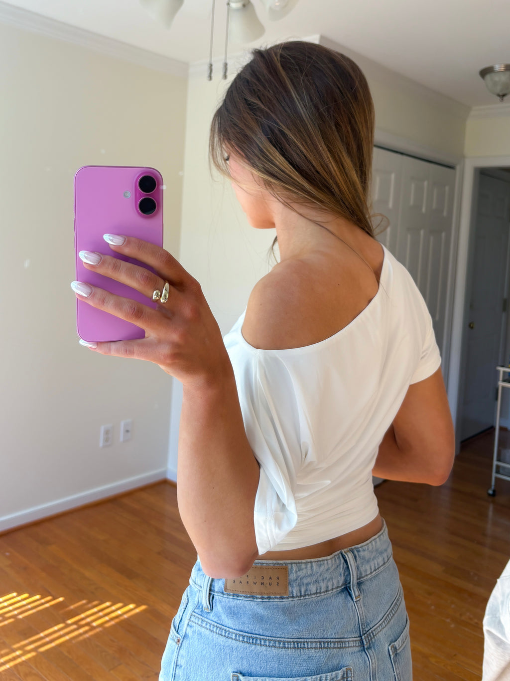 Sunday Muse Tee — White