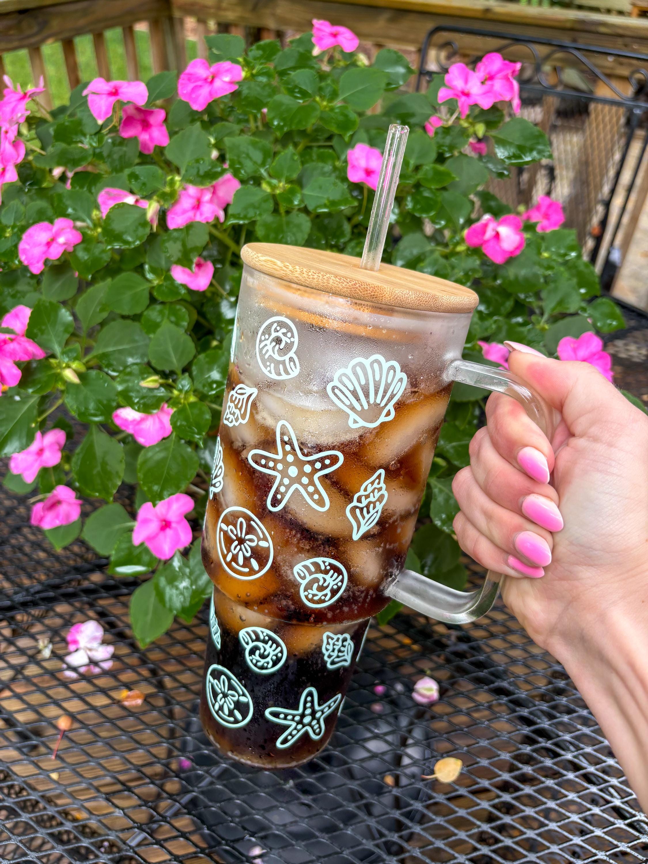 Seashell Glass 40oz Tumbler with Handle
